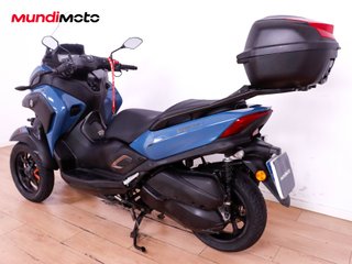 YAMAHA TRICITY 300