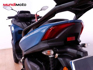 YAMAHA TRICITY 300