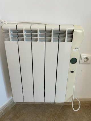 Radiador Eléctrico Rointe Blanco.