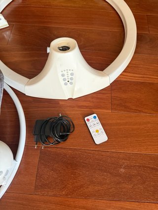 Mecedora eléctrica Calm Baby Pro para bebés