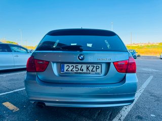 BMW Serie 3 Touring 320d 2011
