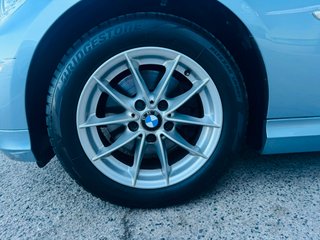 BMW Serie 3 Touring 320d 2011