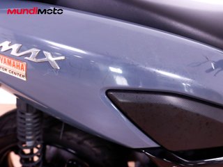 YAMAHA NMAX