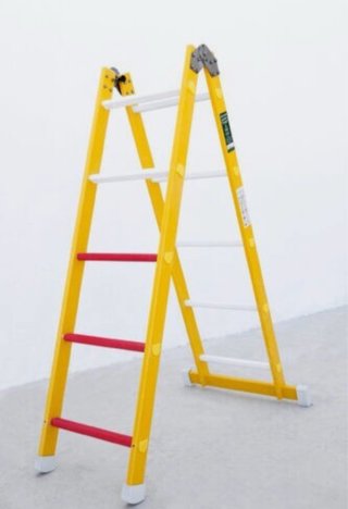 Escalera de tijera