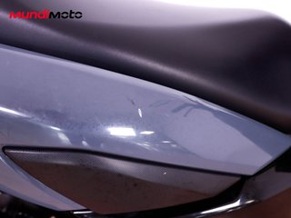 YAMAHA NMAX