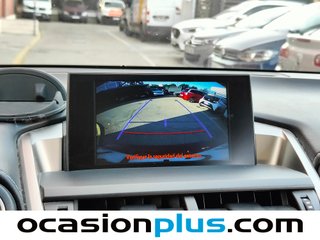 Lexus NX 300h Business 2WD 145 kW (197 CV)