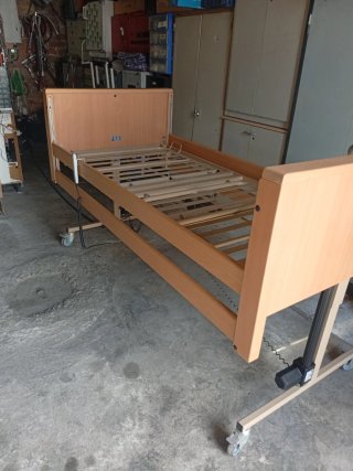 Cama articulada madera y metal