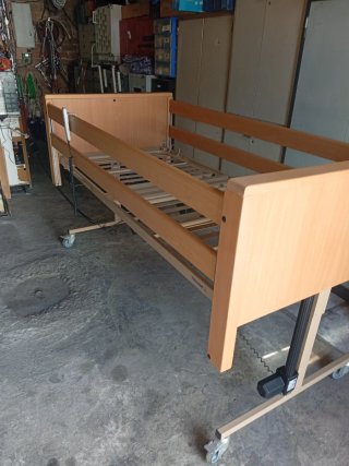 Cama articulada madera y metal