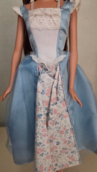 Bambola Barbie Principessa e Povera Erika
