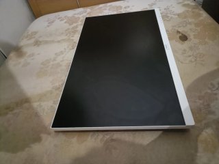 Monitor/TV Bianco e Beige