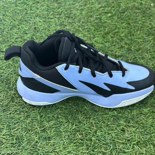 Zapatillas Adidas lila y negras casi nuevas