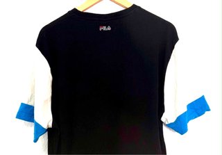 Camiseta Fila Talla XL Negra, Blanca y Azul