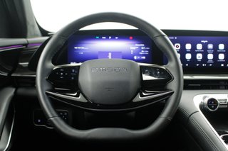 Omoda 9 2025