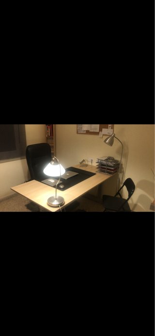 Escritorio Ikea madera marrón