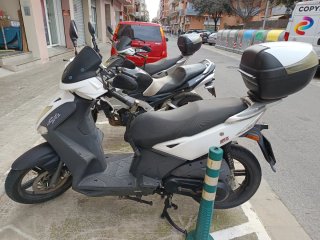 Kymco Agility 125 Scooter Blanca 2016