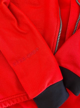 Chaqueta ciclismo Etxeondo roja i negra