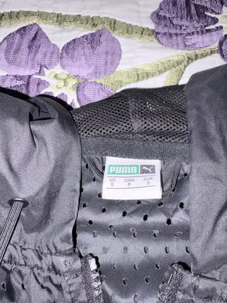 Chaqueta Puma Negra con Capucha
