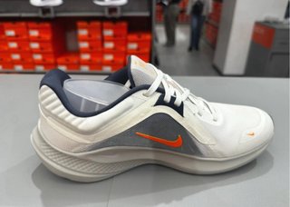 Zapatillas Nike Quest 5 Blancas Naranja