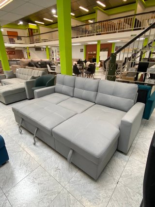 OFERTÓN Sofá chaise longue gris con arcón