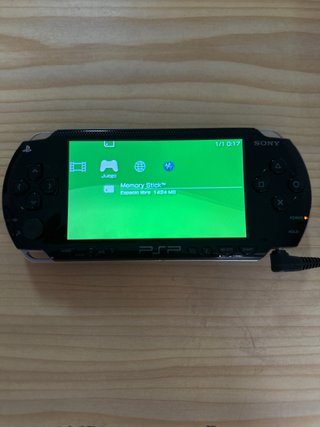 Pacchetto Sony PSP-1004 con Scatola Originale + 10 Giochi