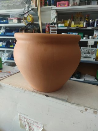 Maceta de terracota gigante