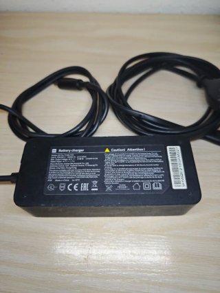 Cargador Xiaomi Negro