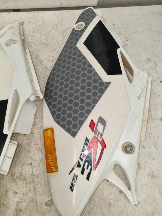 Honda Montesa CRE Baja 50cc Carenados Laterales