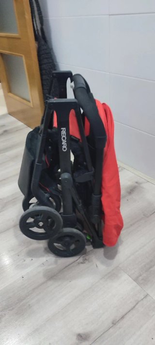 Silla de paseo RECARO como nueva