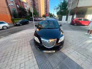 Lancia Ypsilon 2012