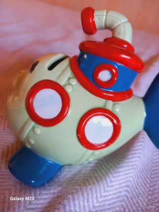 Hucha infantil avión