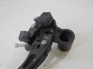 Maneta embrague zontes c 125 . 30420