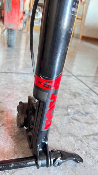 Horquilla Fox 32 Step SC Cast