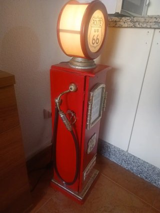 Lámpara Surtidor Ruta 66