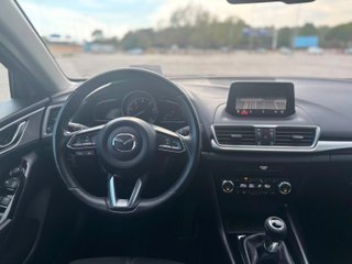 Mazda 3 2017