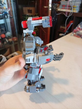 LEGO Marvel War Machine Buster
