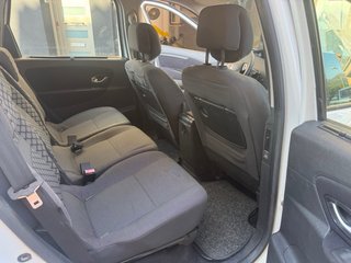 Renault Scenic 2011