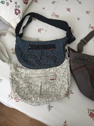 Lote 2 Bolsos Beige y Azul