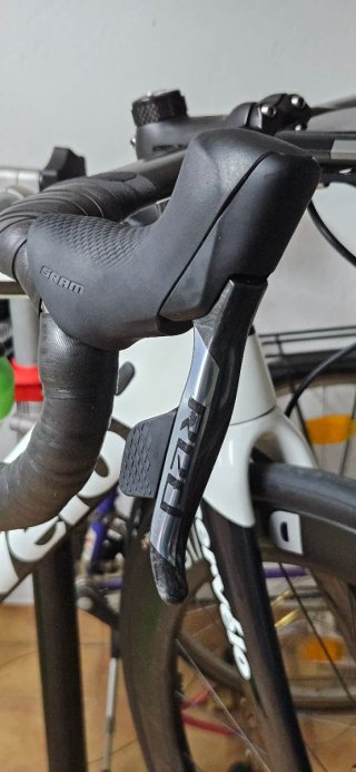 Vendo Grupo SRAM Red AXS 12v