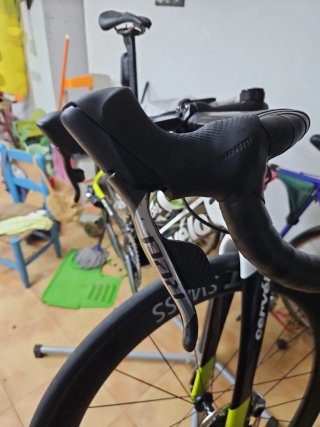 Vendo Grupo SRAM Red AXS 12v