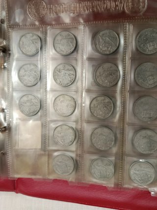 Álbum de monedas coleccionables