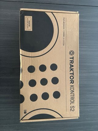 Controladora DJ Native Instruments Traktor S2 MK3