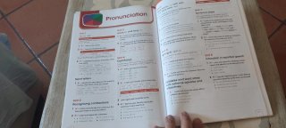 INFLUENCE TODAY 3 Student's book: libro de text...