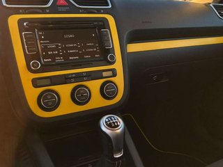 VOLKSWAGEN scirocco