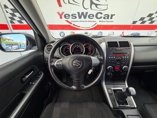 Suzuki Grand Vitara 1.9DDiS 2011 40.000km! (B)