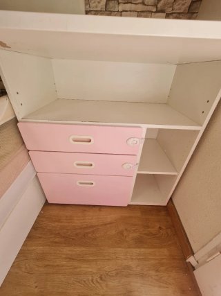 Cambiador Bebé Blanco y Rosa(escritorio)