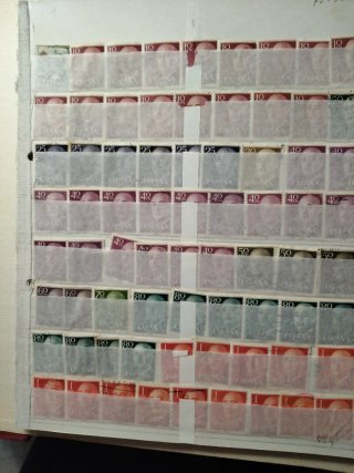 2 clasificadores con 1551 sellos de España usados