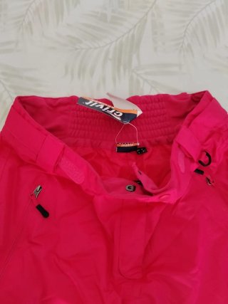 Pantalón de nieve rosa