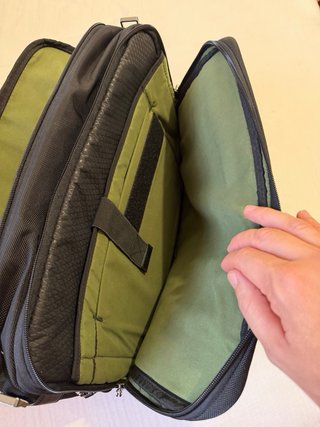 Maletín Samsonite Openroad Bailhandle 15,6” Exp