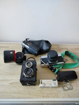 Lote Cámaras de Fotos y Objetivos