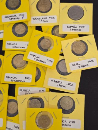 Lote de más de 50 monedas encapsuladas